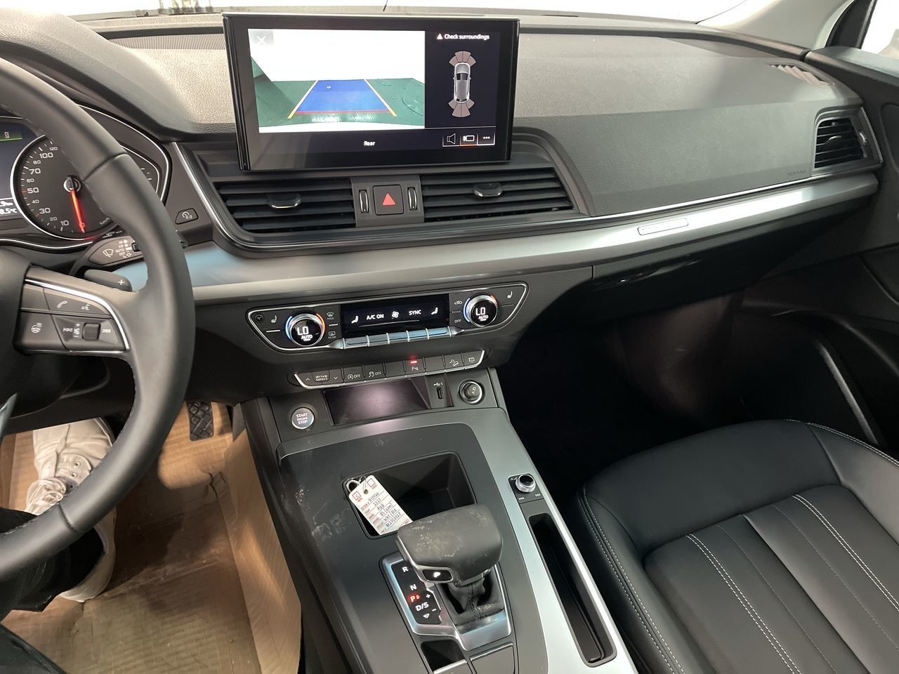 Audi Q5  2021 à Thornhill, Ontario