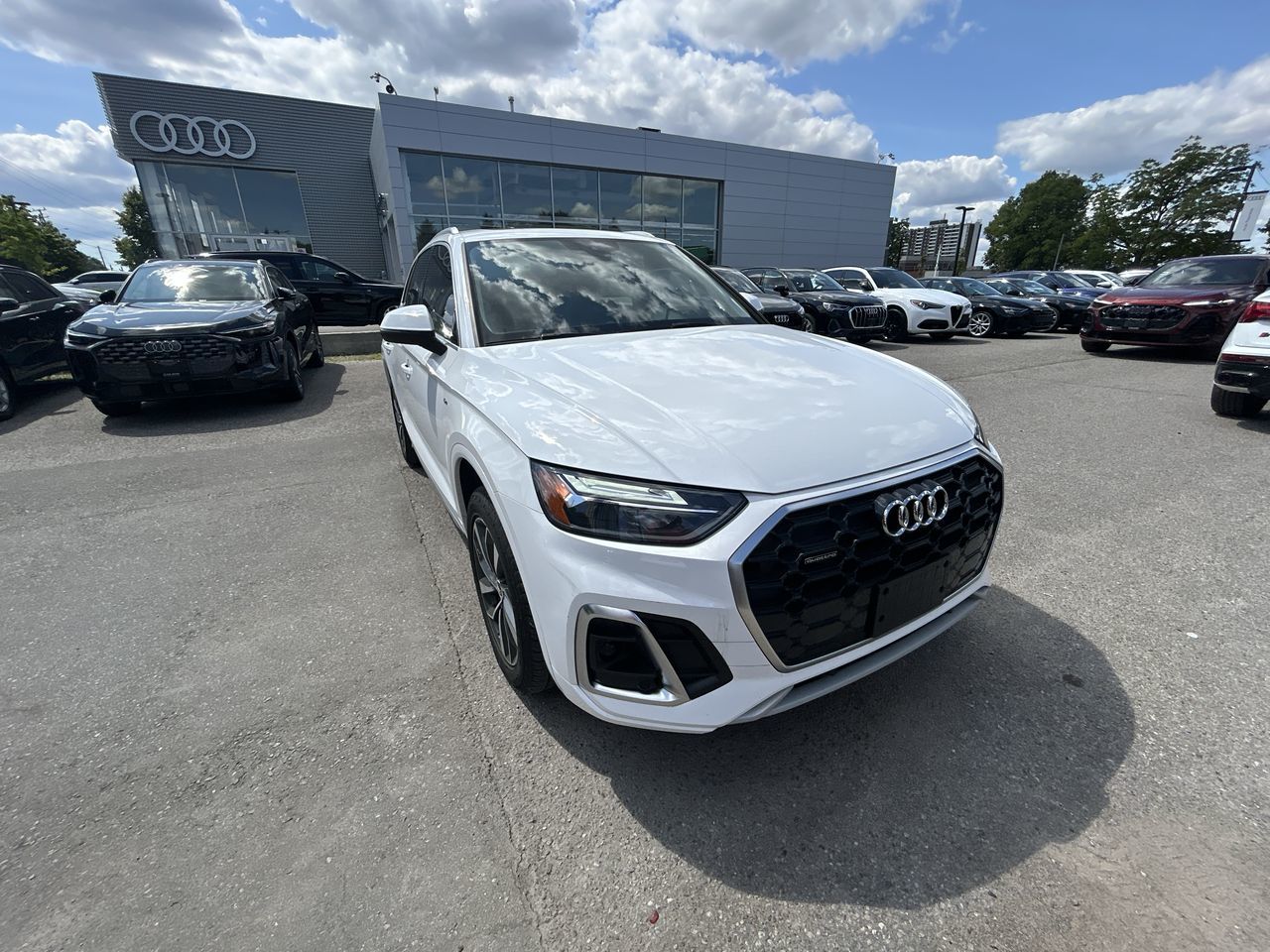 Audi Q5  2022 à Thornhill, Ontario