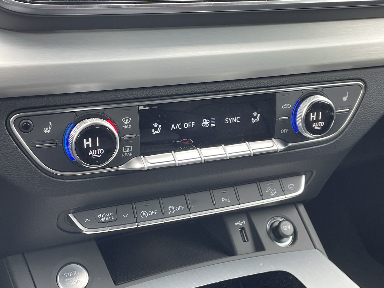 2023 Audi Q5 in Thornhill, Ontario
