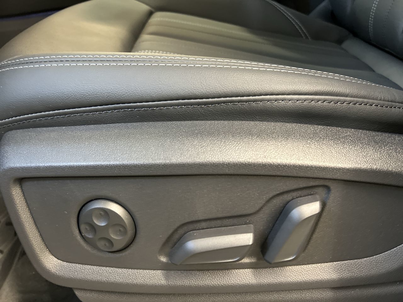 2023 Audi Q5 in Thornhill, Ontario
