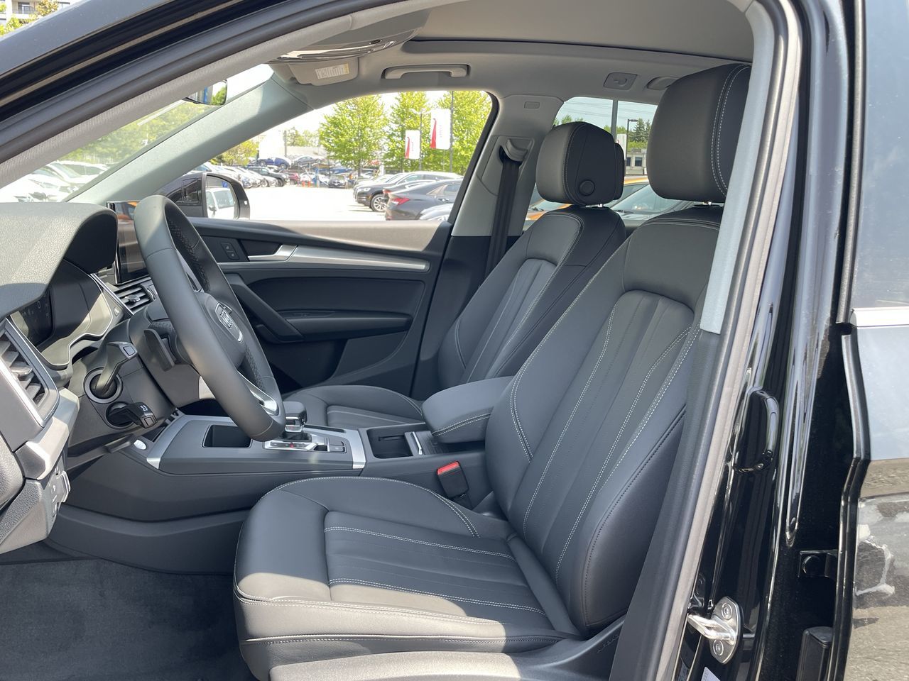 Audi Q5  2023 à Thornhill, Ontario
