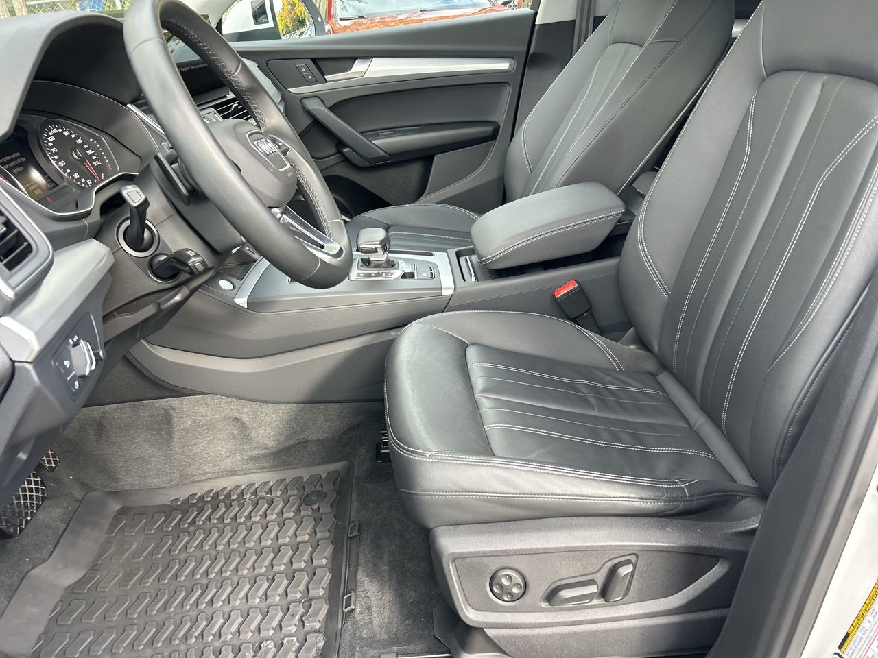 Audi Q5  2023 à Thornhill, Ontario