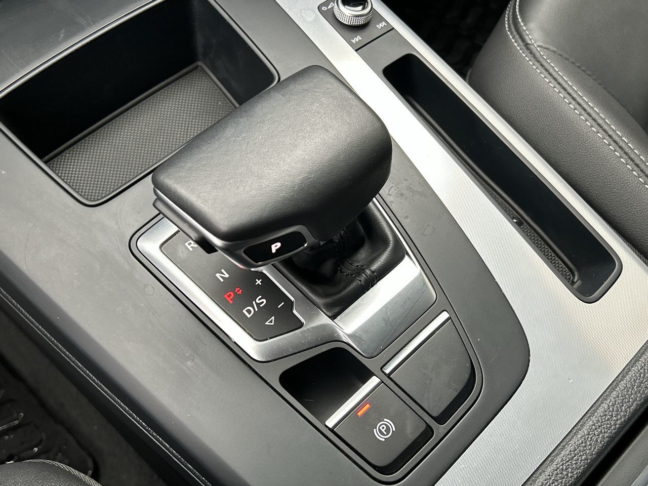 Audi Q5  2023 à Thornhill, Ontario