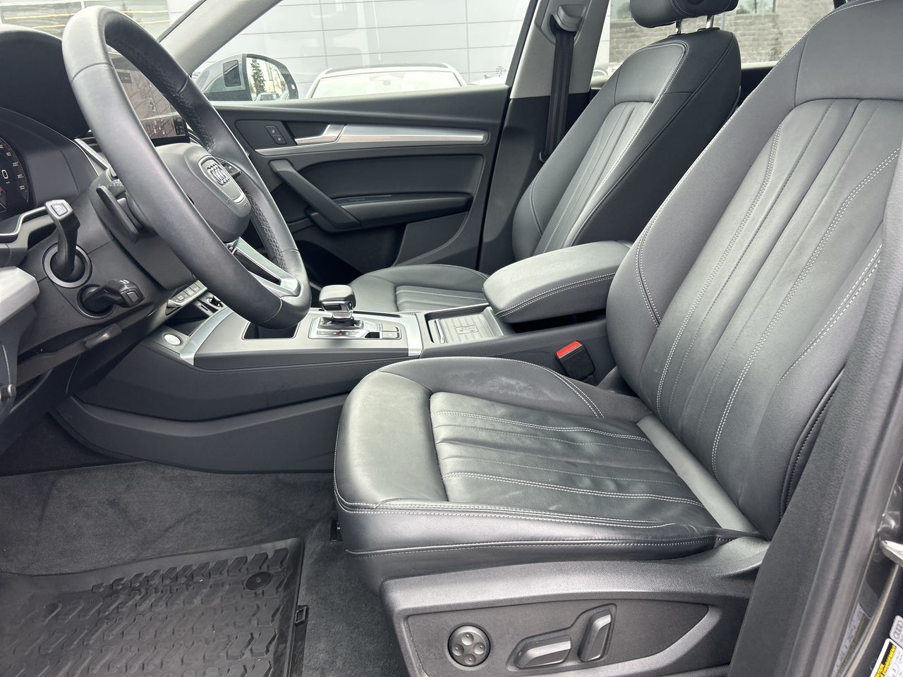 2023 Audi Q5 in Thornhill, Ontario