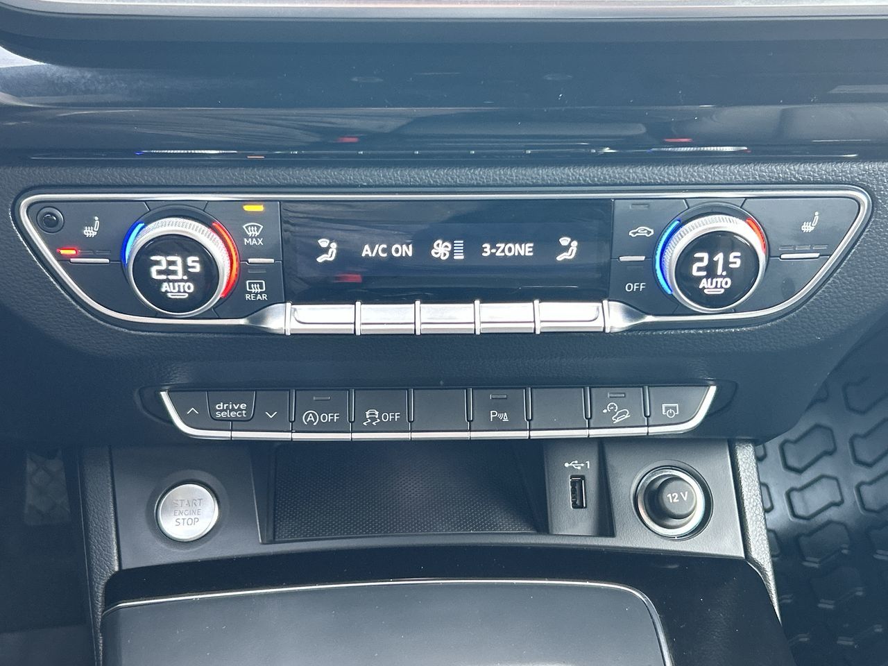 2023 Audi Q5 in Thornhill, Ontario