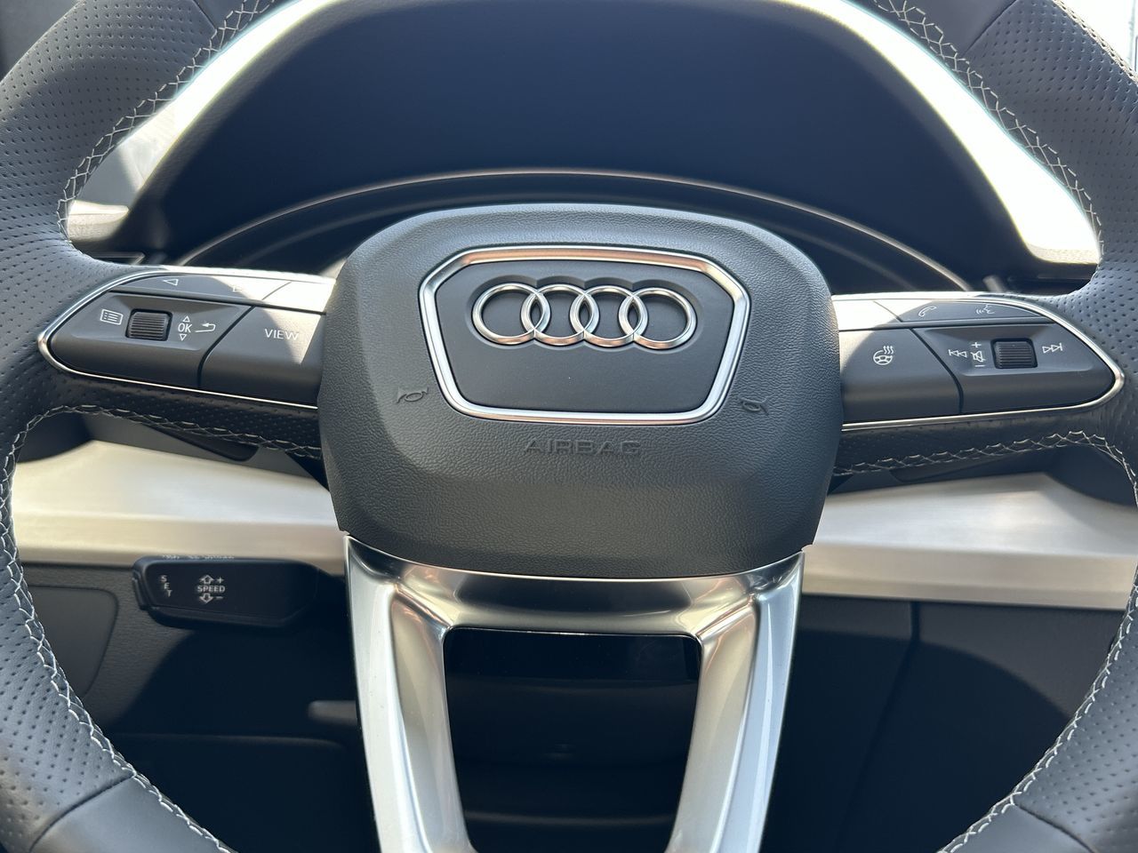 Audi Q5  2023 à Thornhill, Ontario