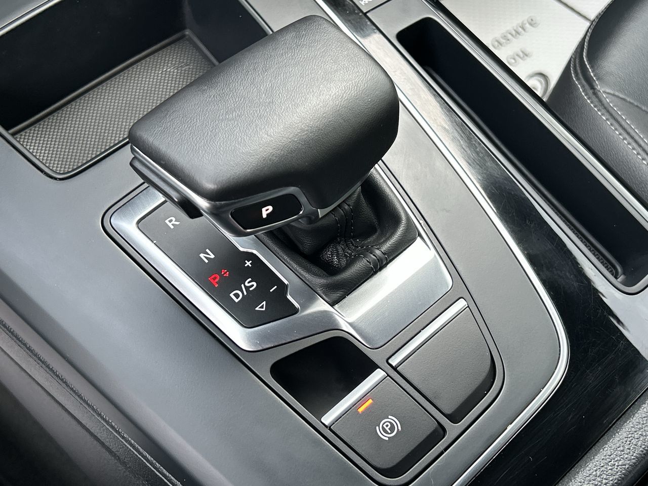 Audi Q5  2023 à Thornhill, Ontario