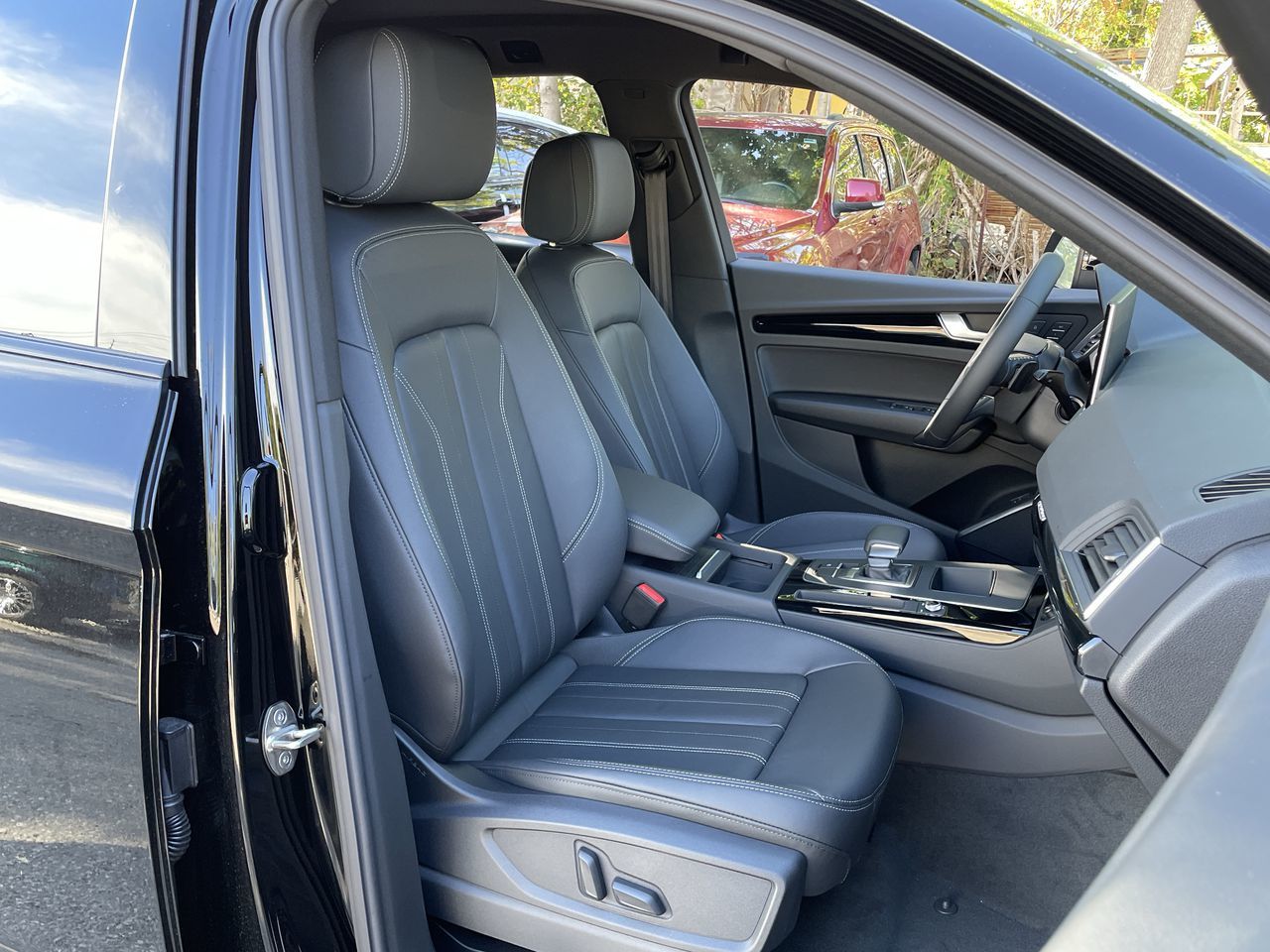 2023 Audi Q5 in Thornhill, Ontario