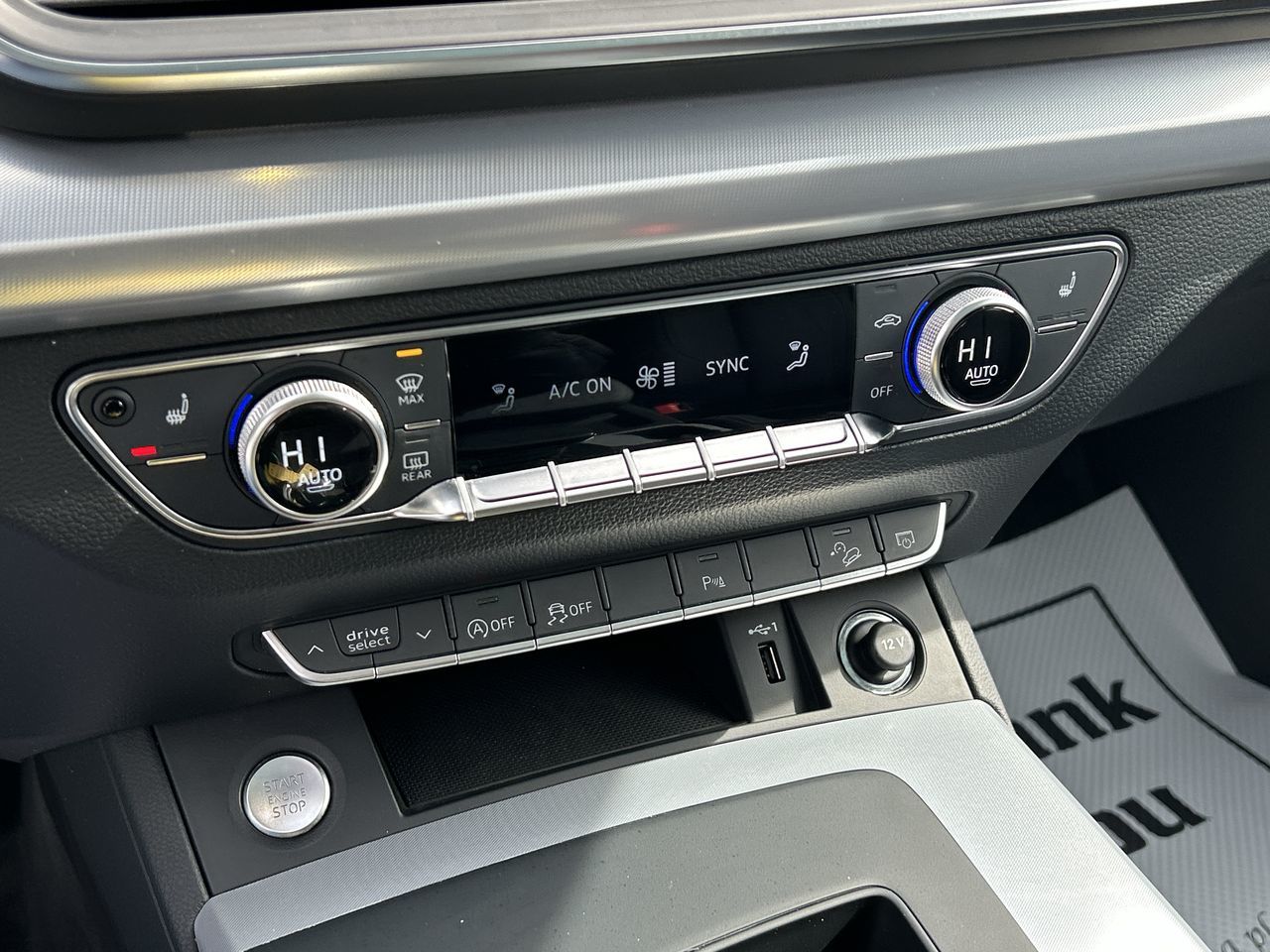 Audi Q5  2023 à Thornhill, Ontario