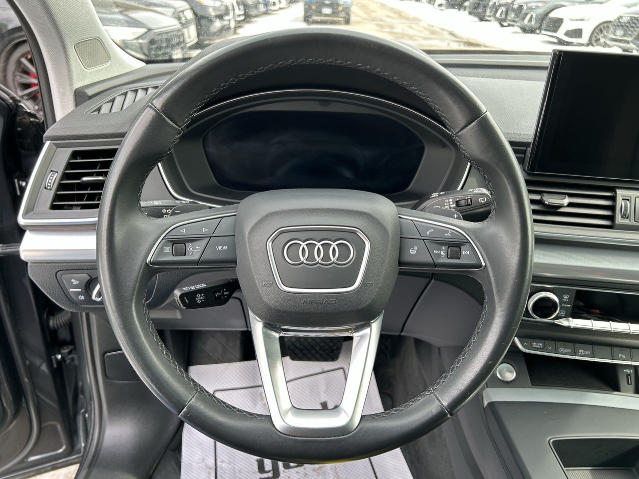 Audi Q5  2023 à Thornhill, Ontario