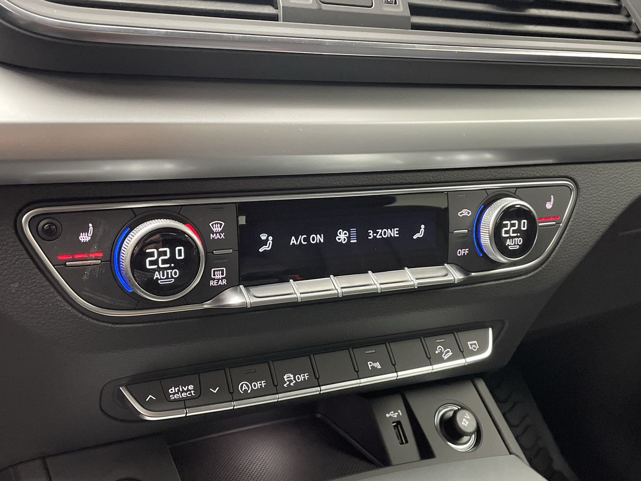 2023 Audi Q5 in Thornhill, Ontario