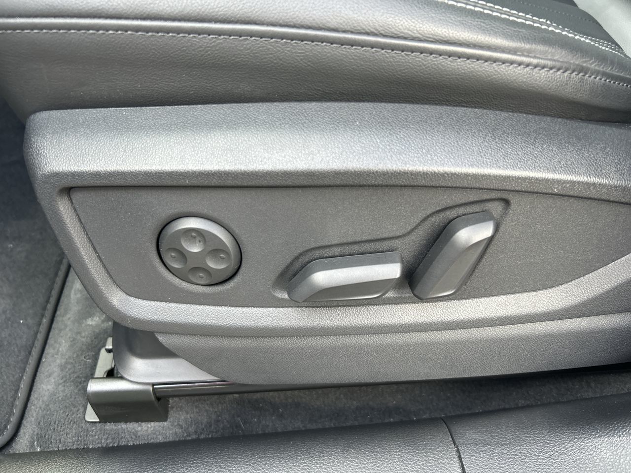 2024 Audi Q5 in Thornhill, Ontario