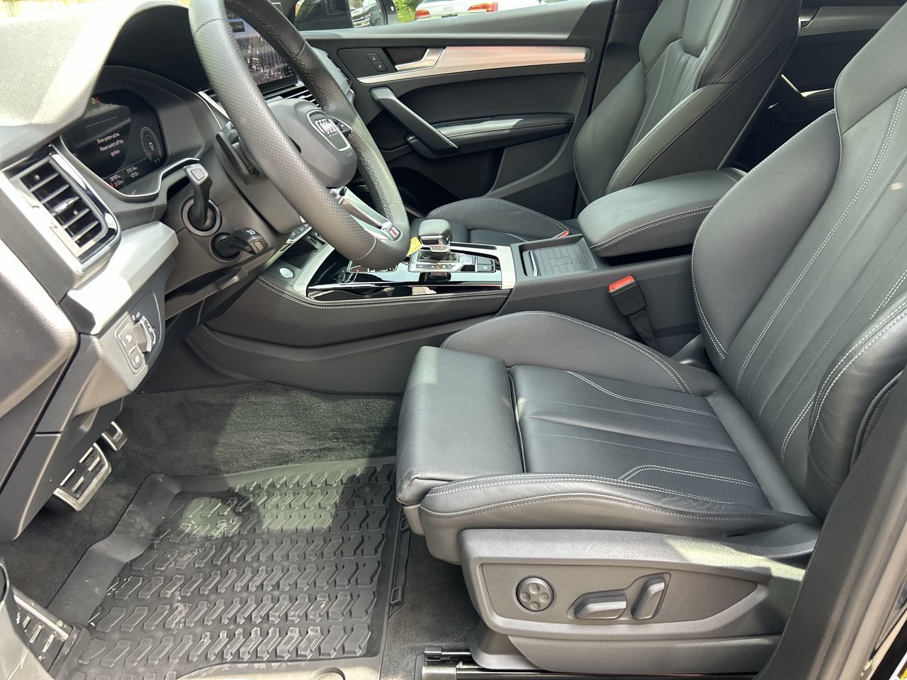 Audi Q5  2024 à Thornhill, Ontario
