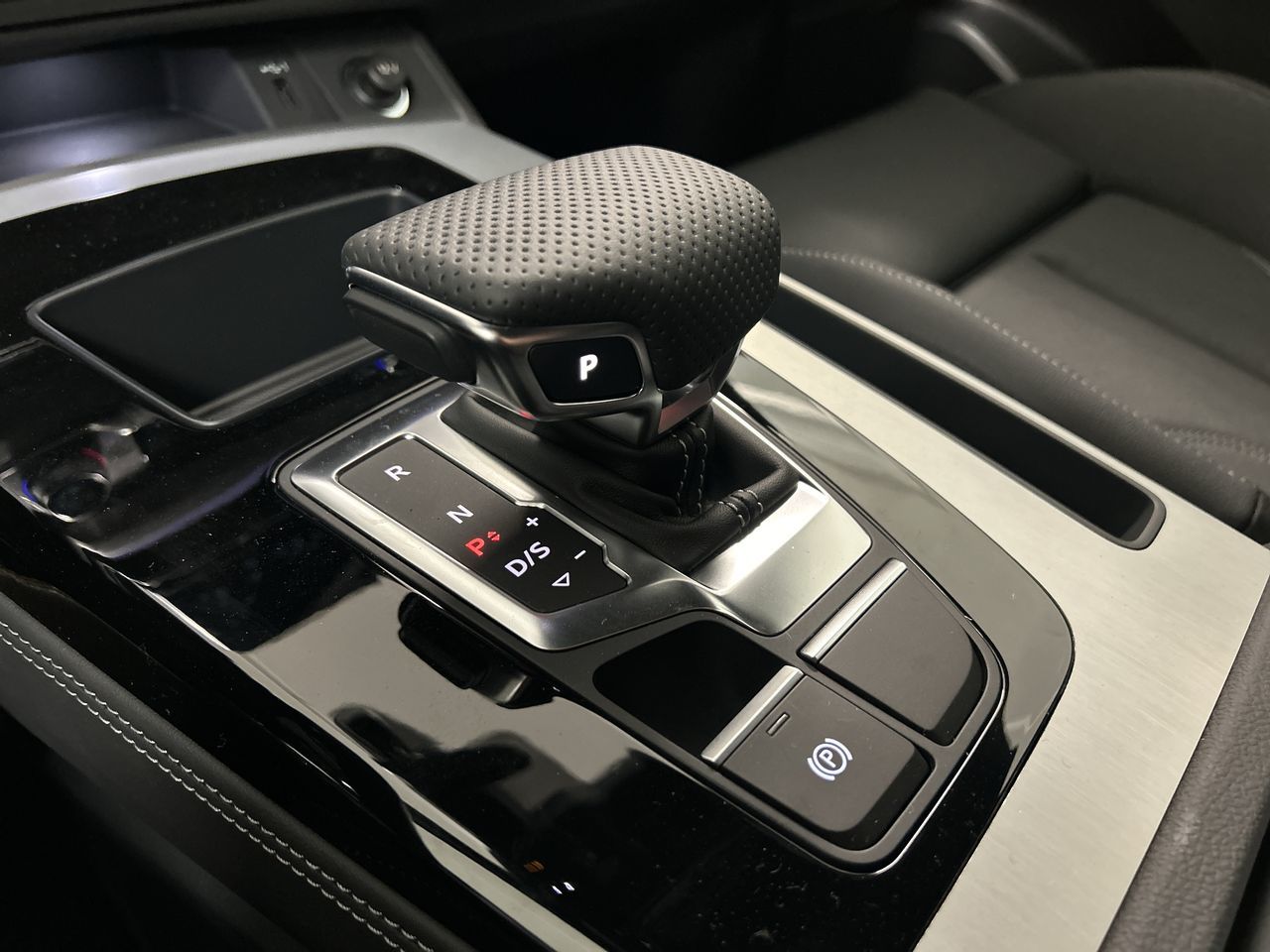 Audi Q5  2024 à Thornhill, Ontario