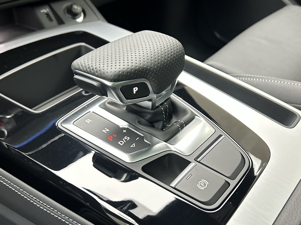 2024 Audi Q5 in Thornhill, Ontario