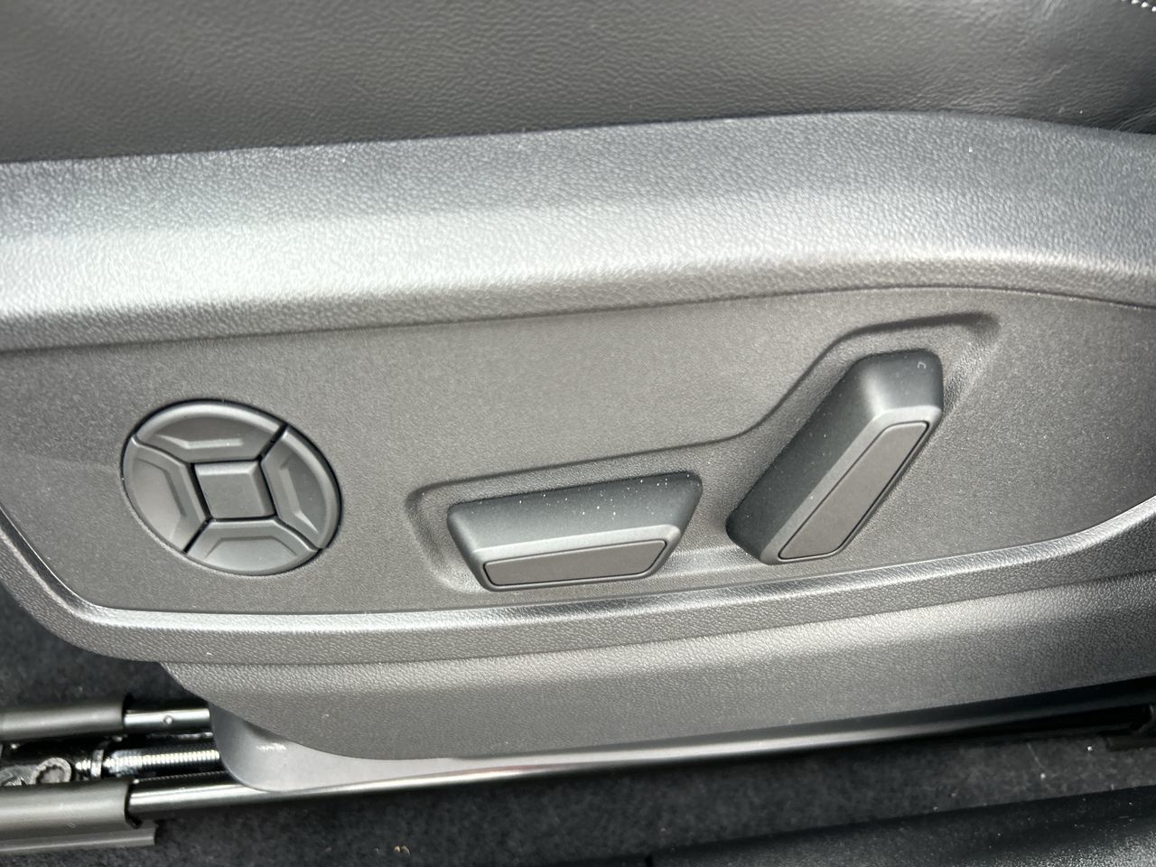 2025 Audi Q5 in Thornhill, Ontario