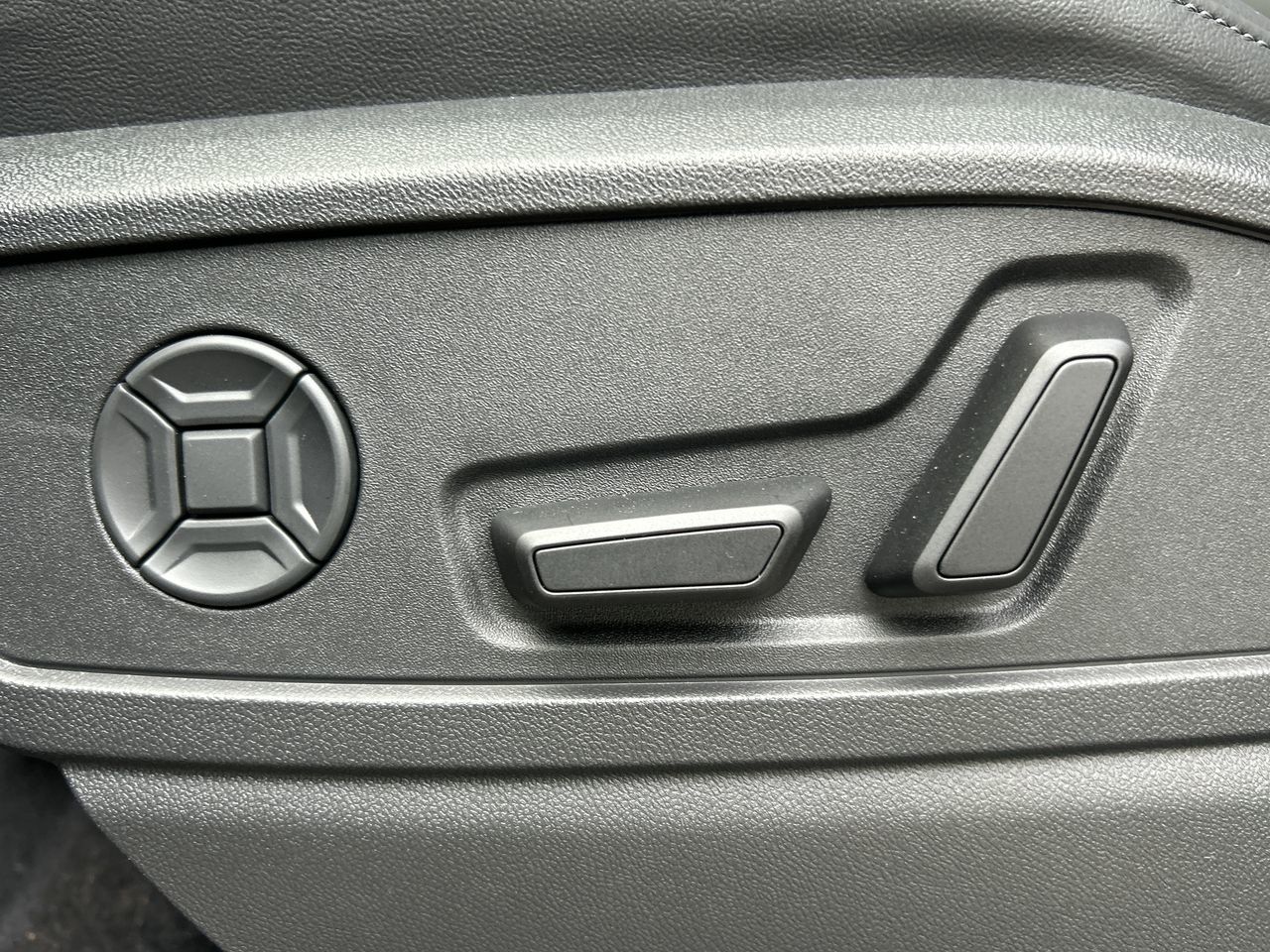 2025 Audi Q5 in Thornhill, Ontario