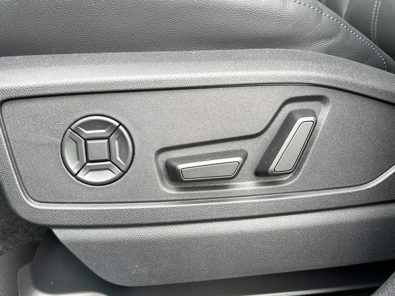 2026 Audi Q5 in Thornhill, Ontario