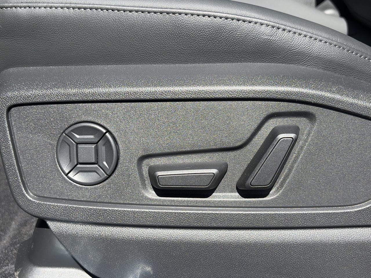 2026 Audi Q5 in Thornhill, Ontario