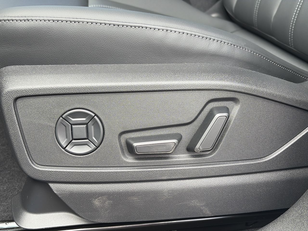 2026 Audi Q5 in Thornhill, Ontario