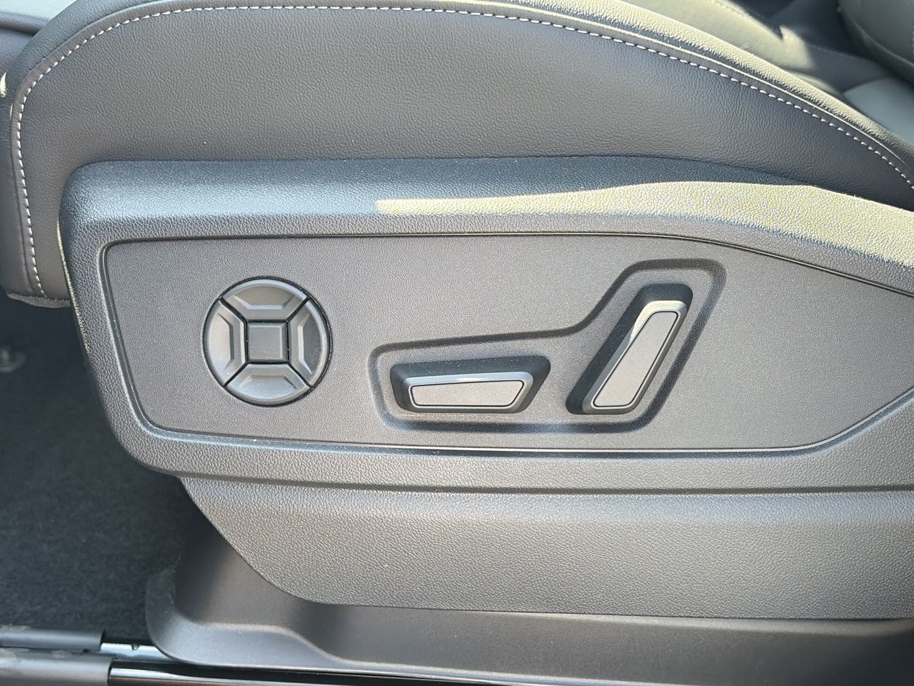 2026 Audi Q5 in Thornhill, Ontario
