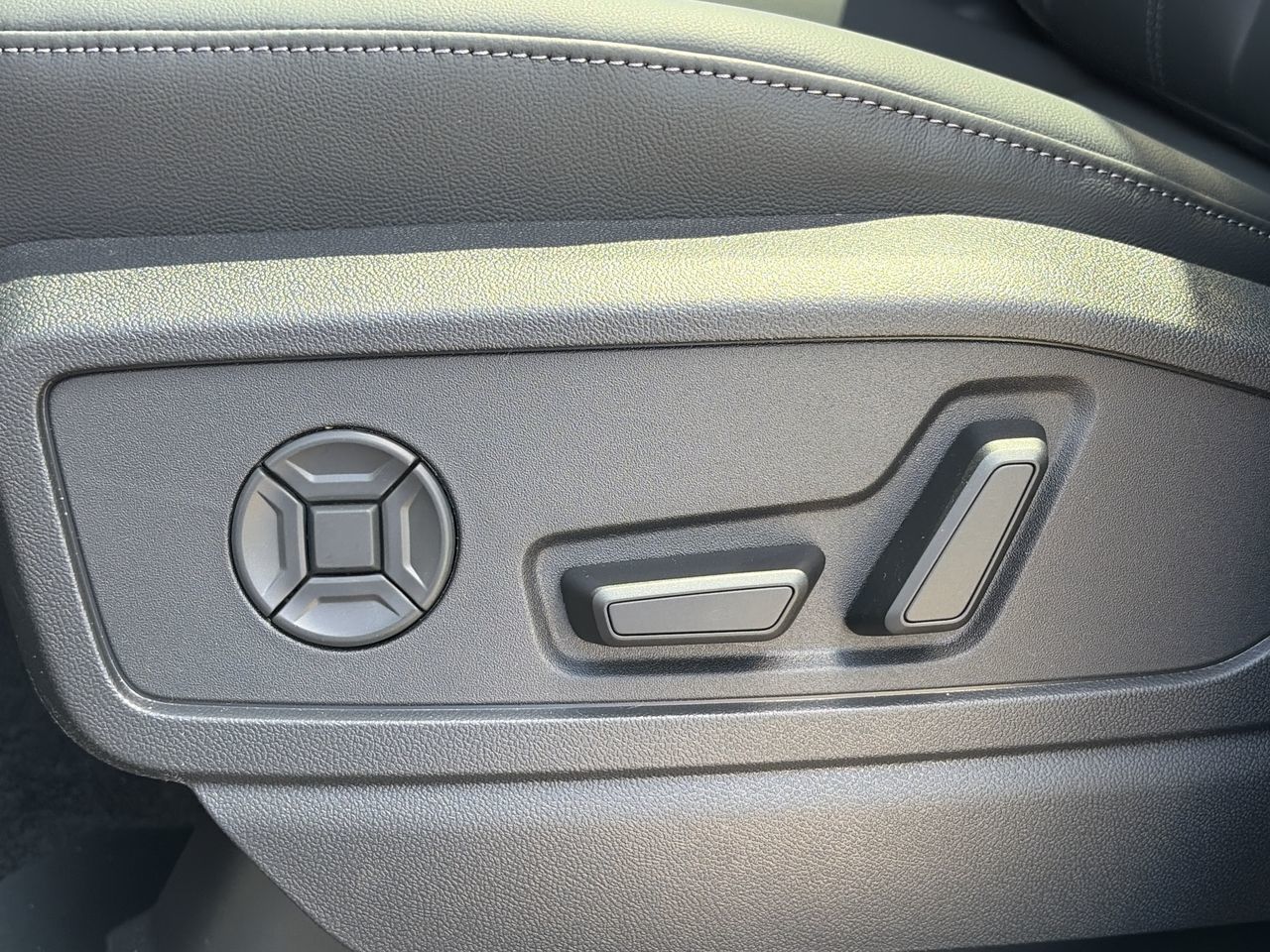 2026 Audi Q5 in Thornhill, Ontario
