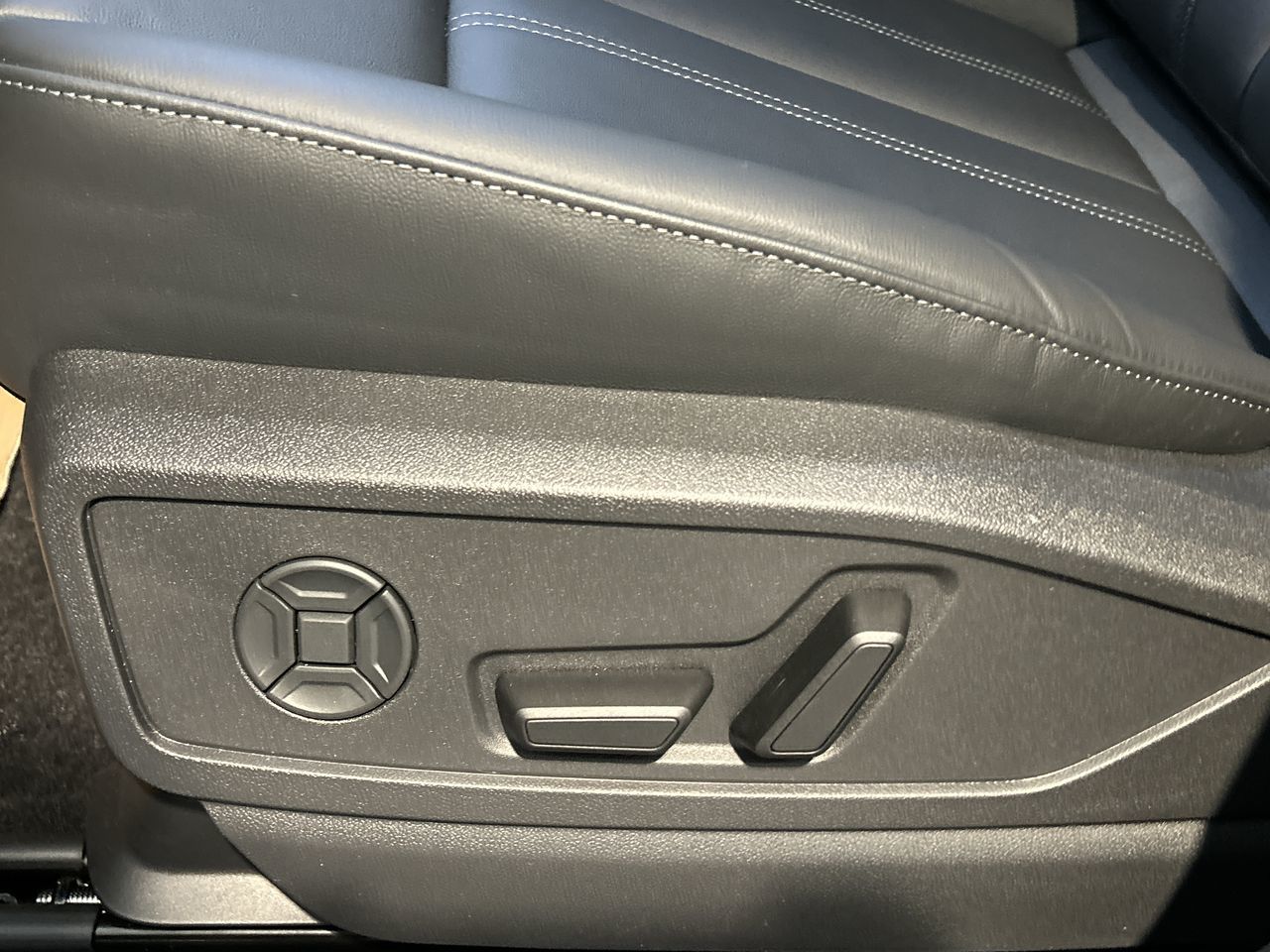 2026 Audi Q5 in Thornhill, Ontario