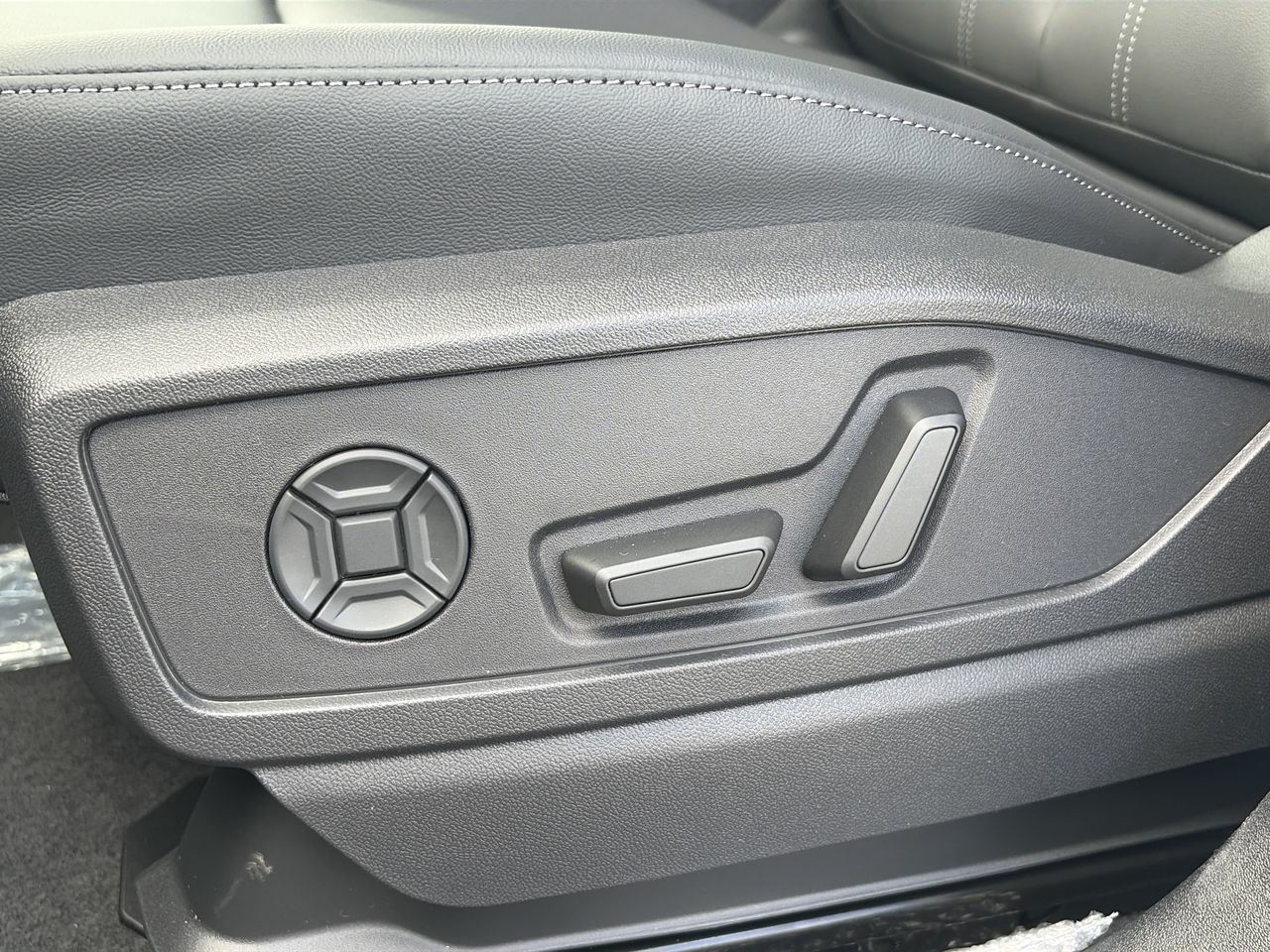2026 Audi Q5 in Thornhill, Ontario
