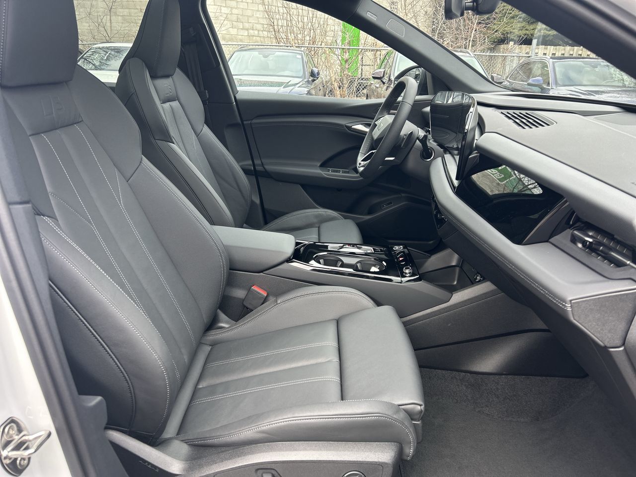 2025 Audi Q6 e-tron in Thornhill, Ontario