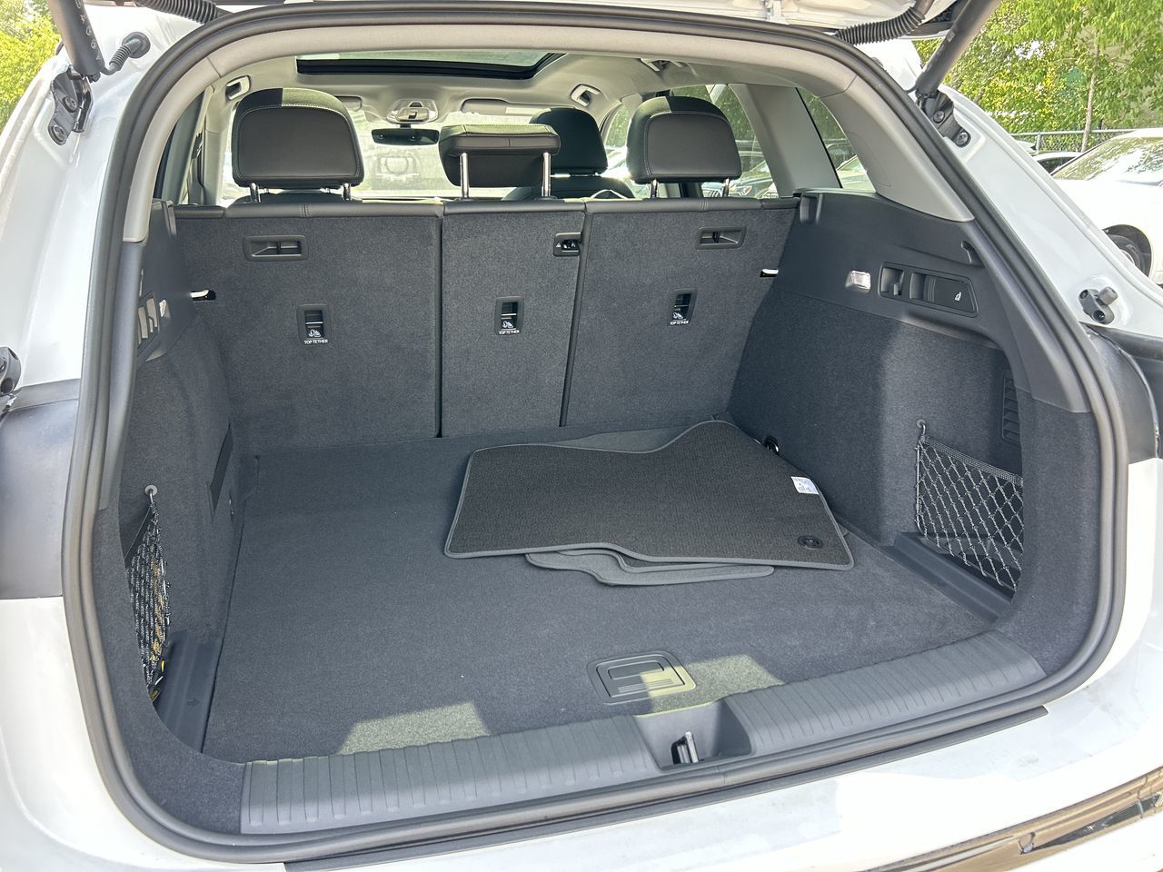 2025 Audi Q6 e-tron in Thornhill, Ontario