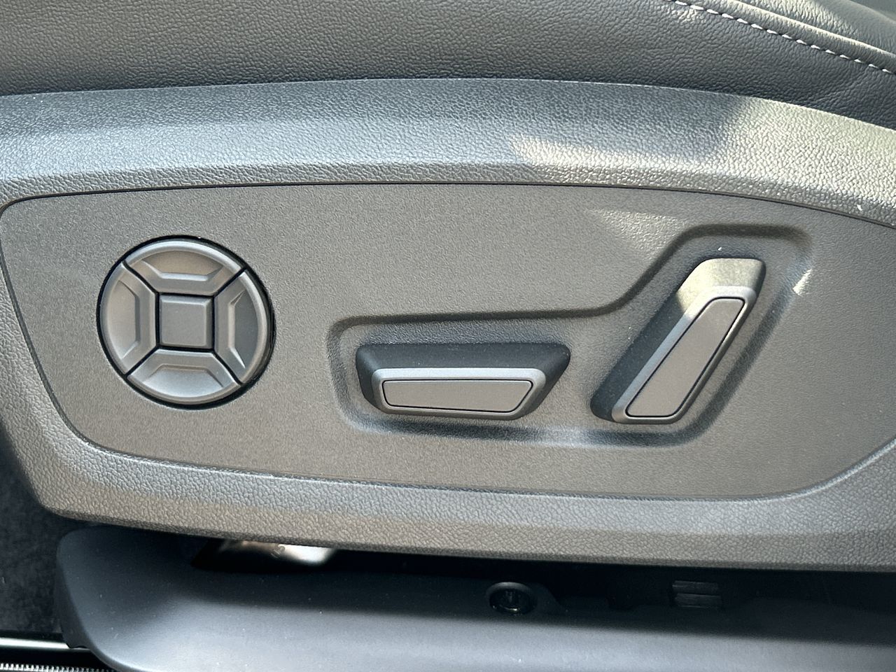 Audi Q6 e-tron  2025 à Thornhill, Ontario