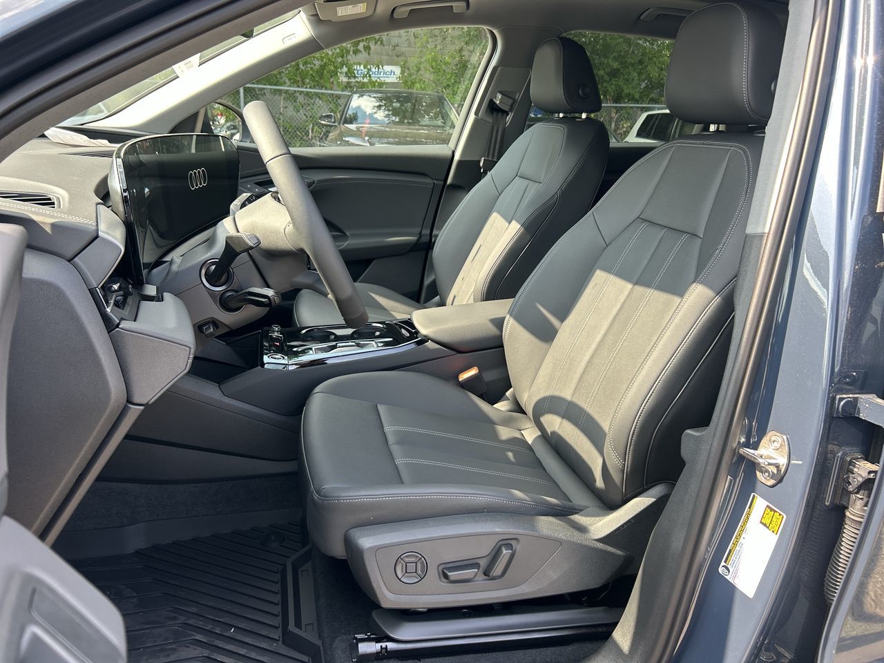 Audi Q6 e-tron  2025 à Thornhill, Ontario