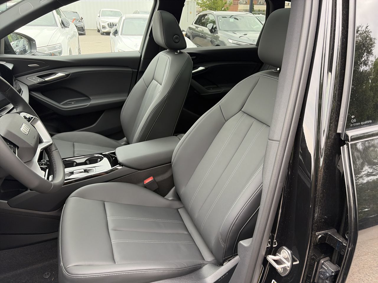 Audi Q6 e-tron  2027 à Thornhill, Ontario