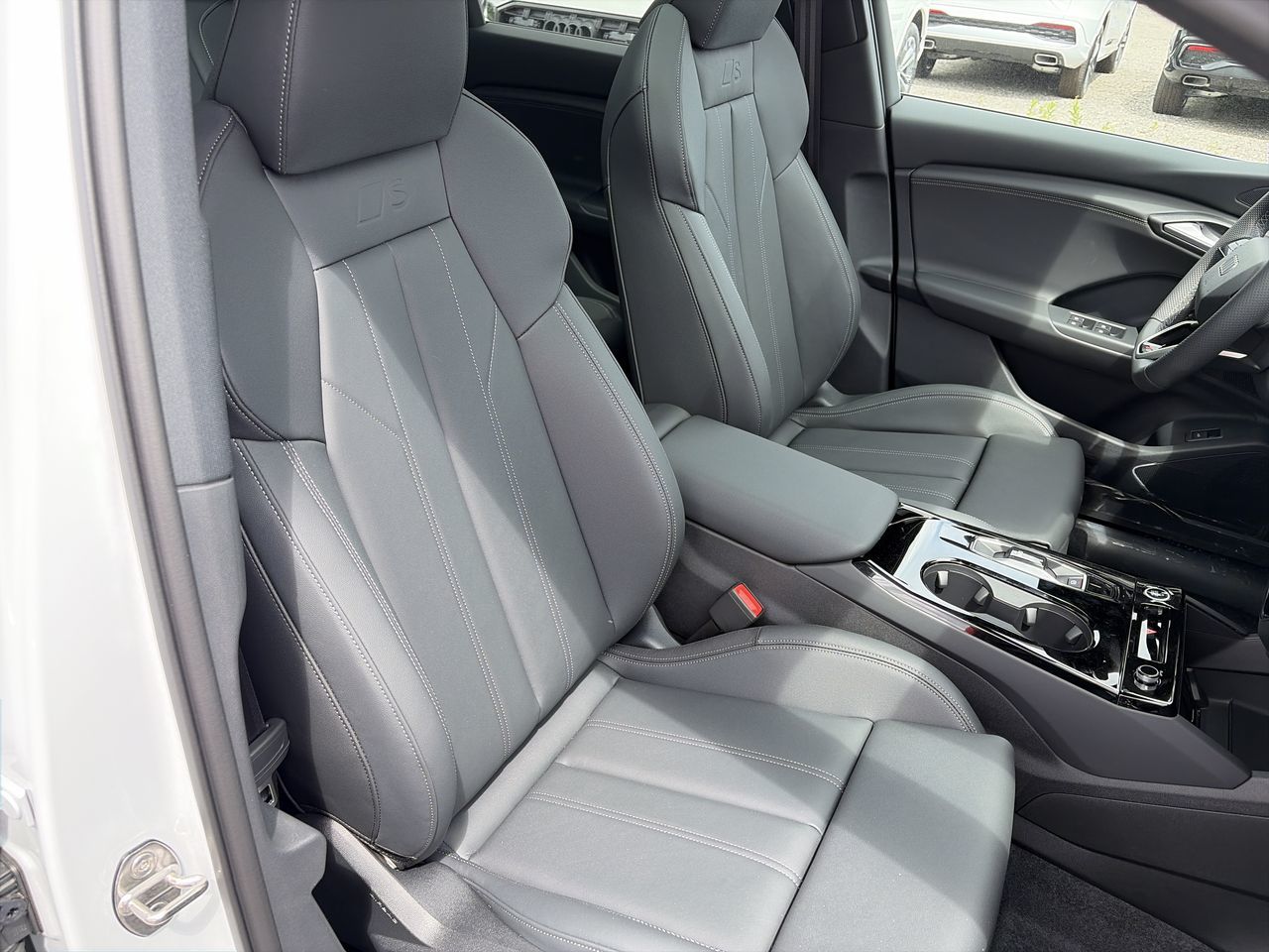 Audi Q6 e-tron  2027 à Thornhill, Ontario