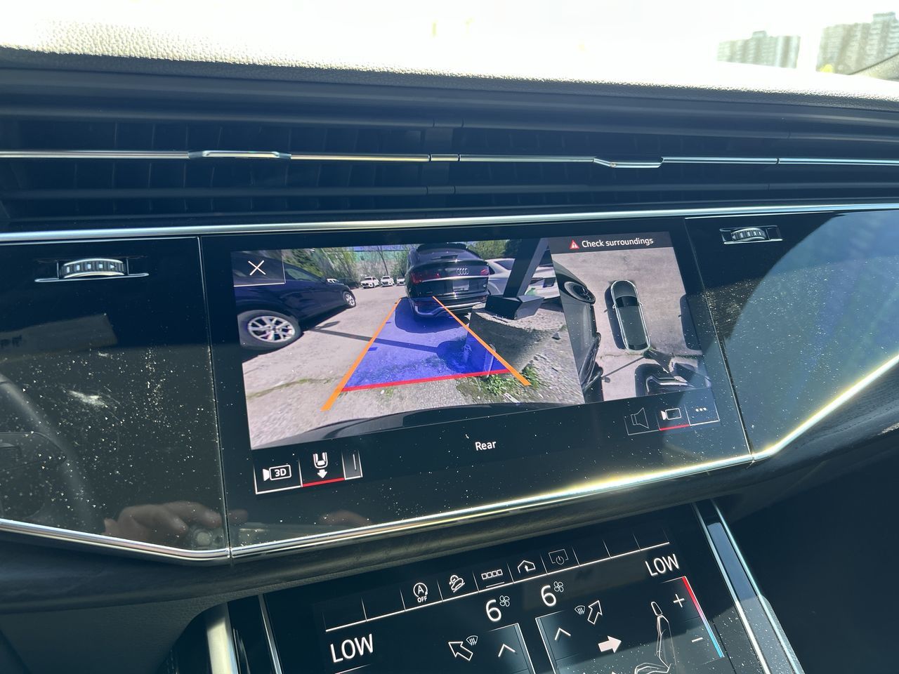 Audi Q8  2023 à Thornhill, Ontario