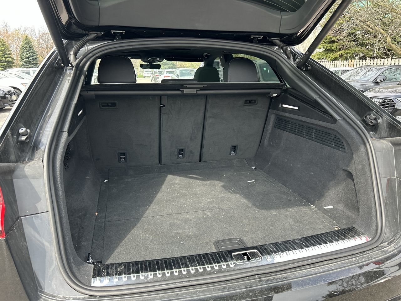 2023 Audi Q8 in Thornhill, Ontario