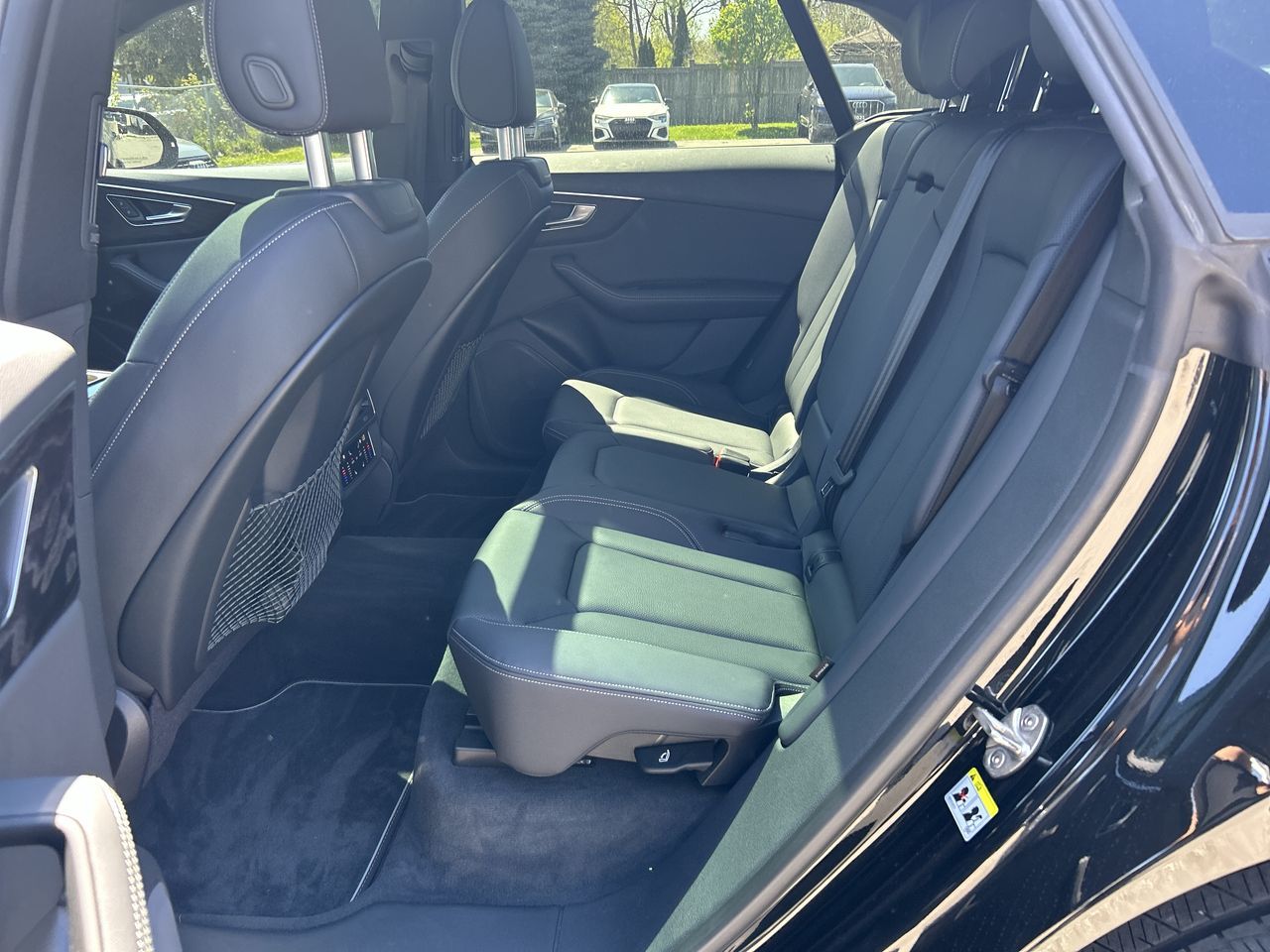 Audi Q8  2023 à Thornhill, Ontario