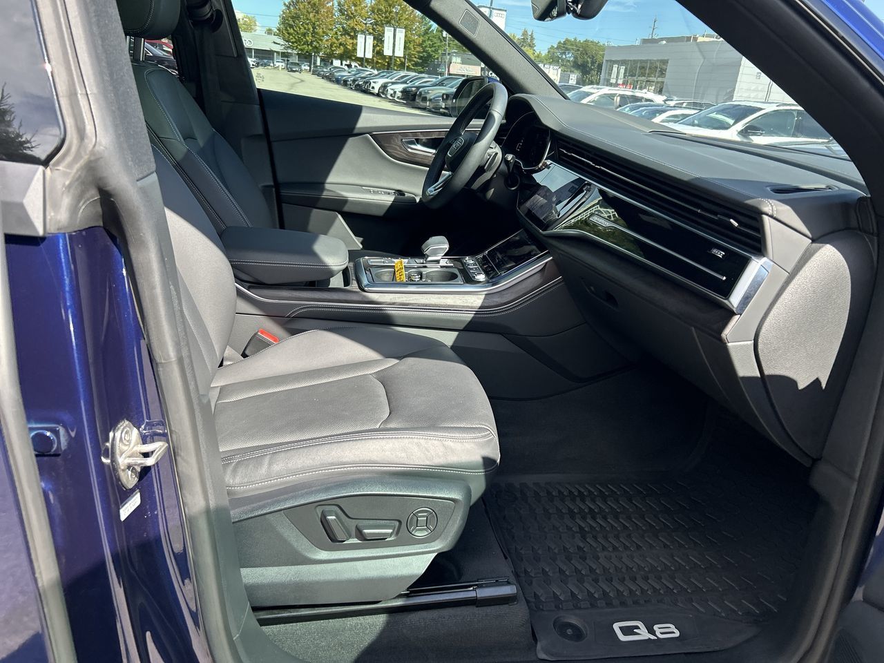 Audi Q8  2023 à Thornhill, Ontario