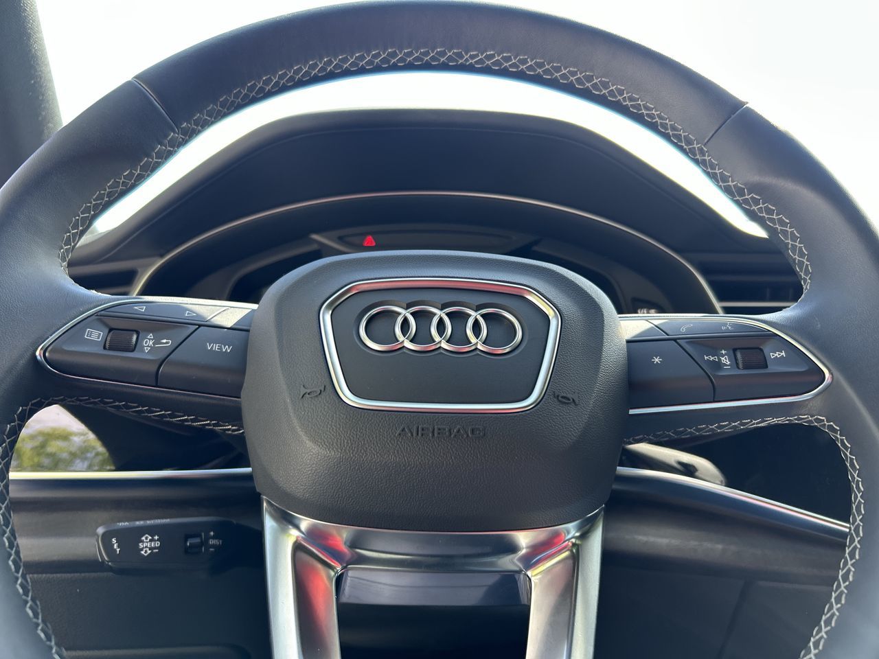 Audi Q8  2023 à Thornhill, Ontario