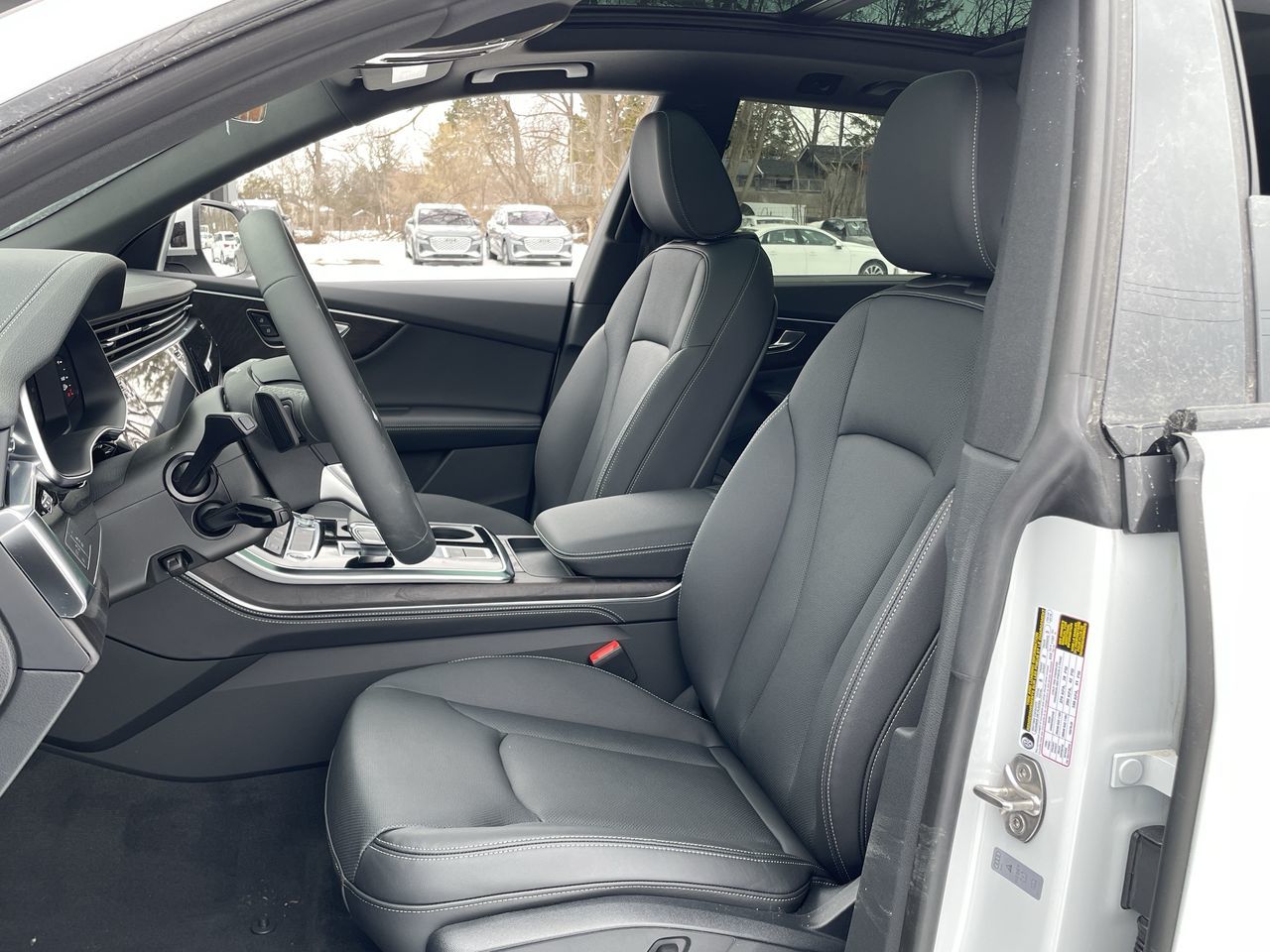 Audi Q8  2023 à Thornhill, Ontario