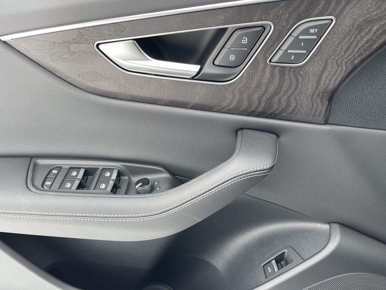 Audi Q8  2023 à Thornhill, Ontario