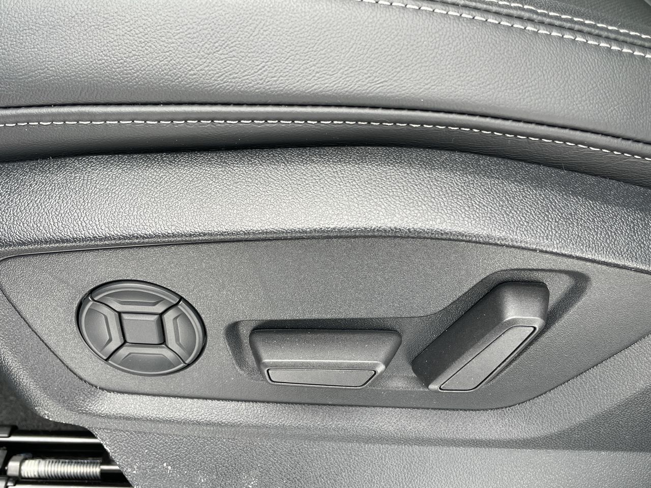 Audi Q8  2023 à Thornhill, Ontario