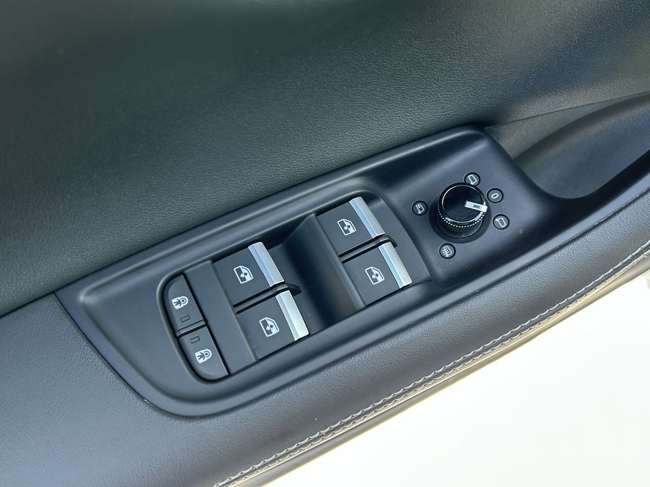 2023 Audi Q8 in Thornhill, Ontario