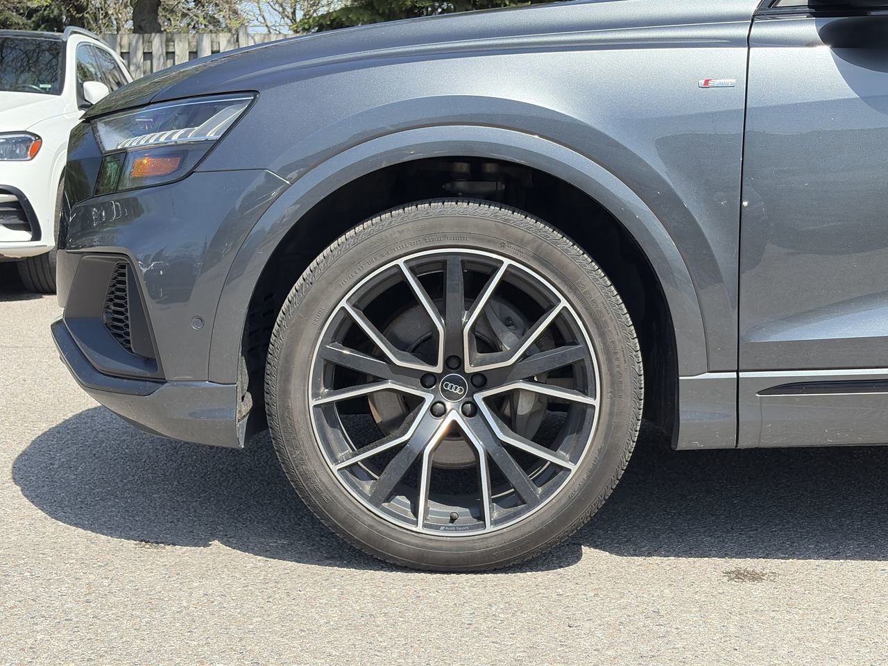 Audi Q8  2023 à Thornhill, Ontario