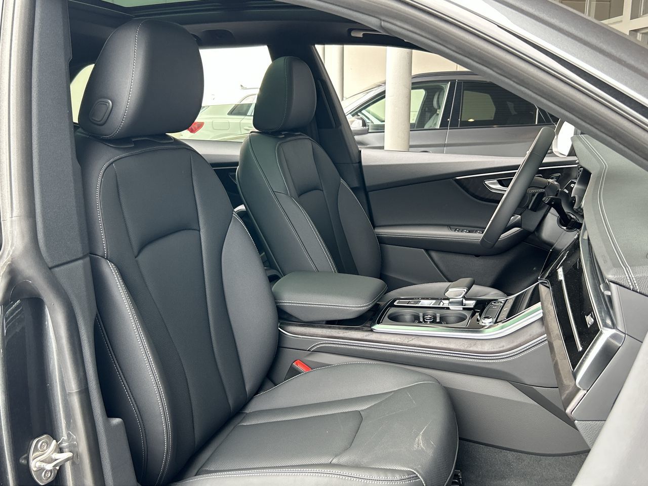 2023 Audi Q8 in Thornhill, Ontario