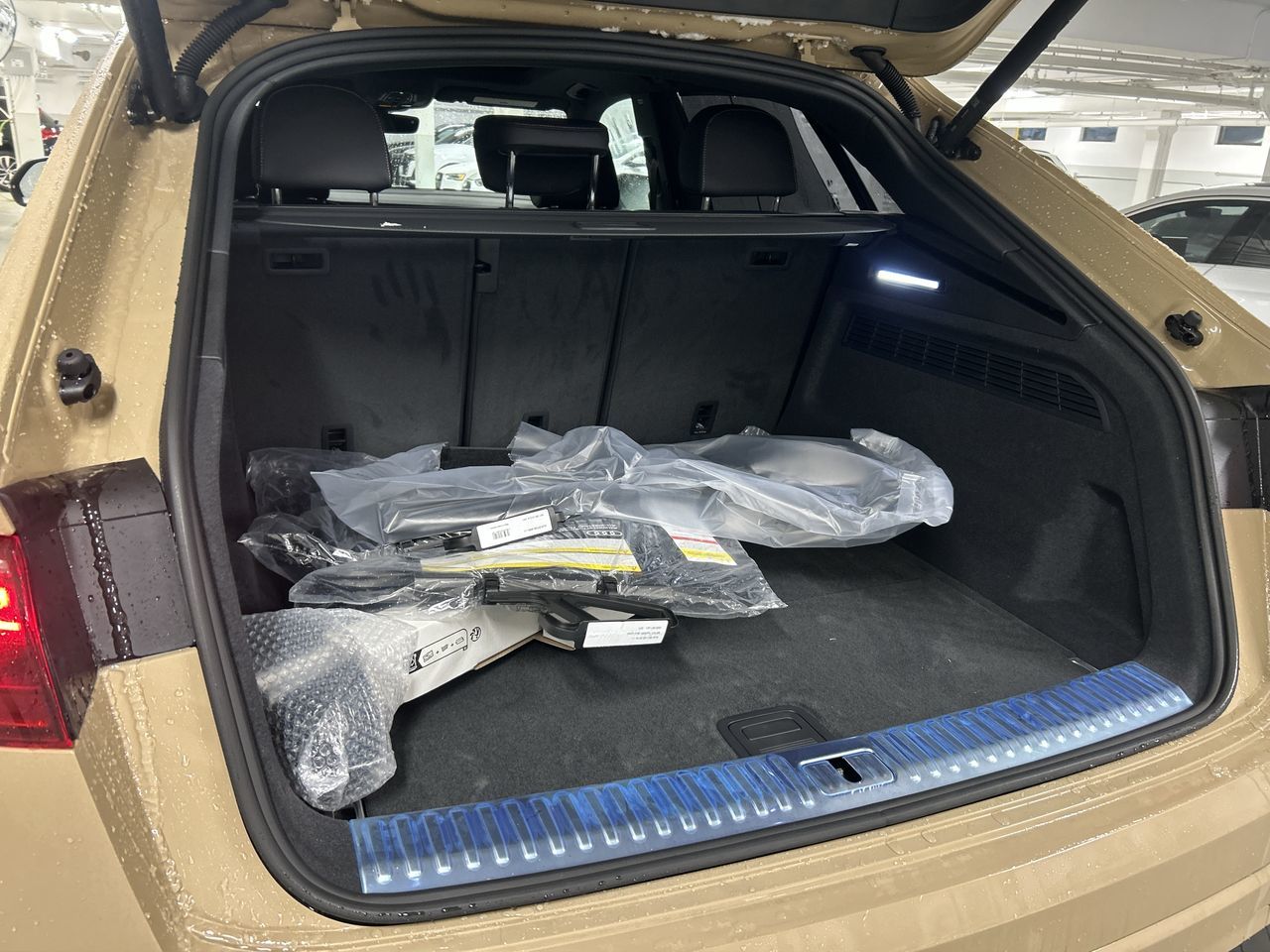 2025 Audi Q8 in Thornhill, Ontario