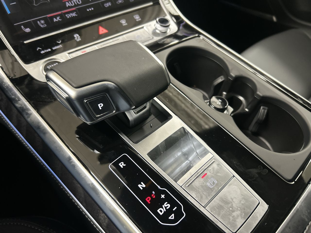 2025 Audi Q8 in Thornhill, Ontario