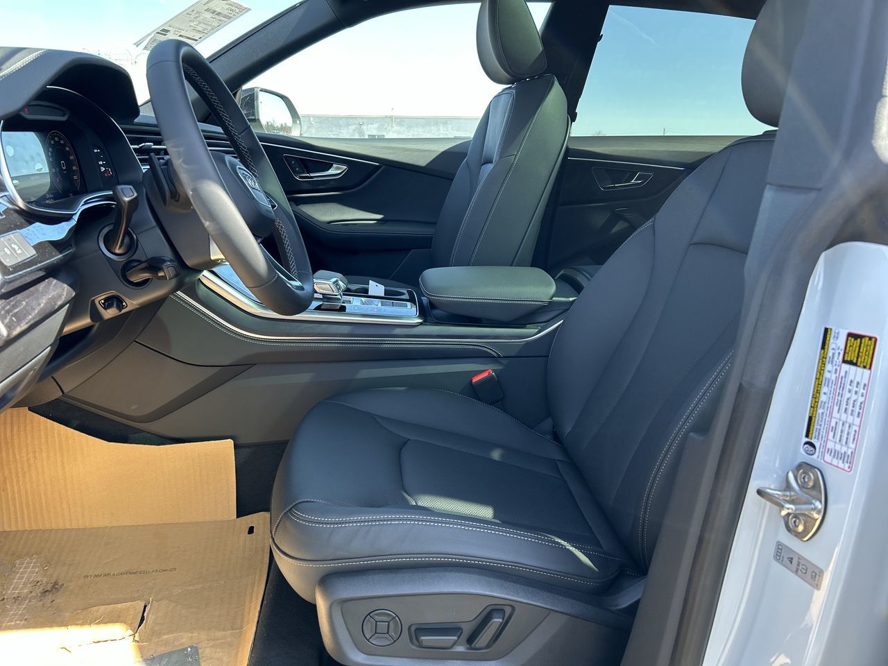2025 Audi Q8 in Thornhill, Ontario