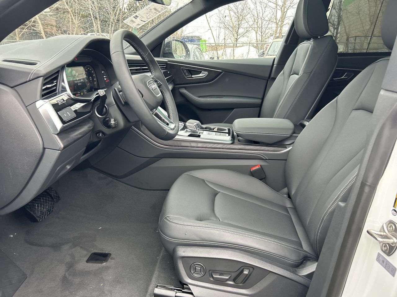 2025 Audi Q8 in Thornhill, Ontario