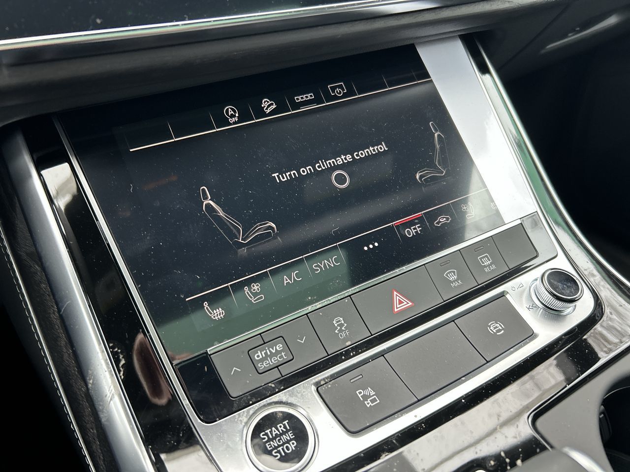 2025 Audi Q8 in Thornhill, Ontario